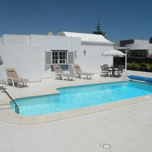  Villa Amina Spain